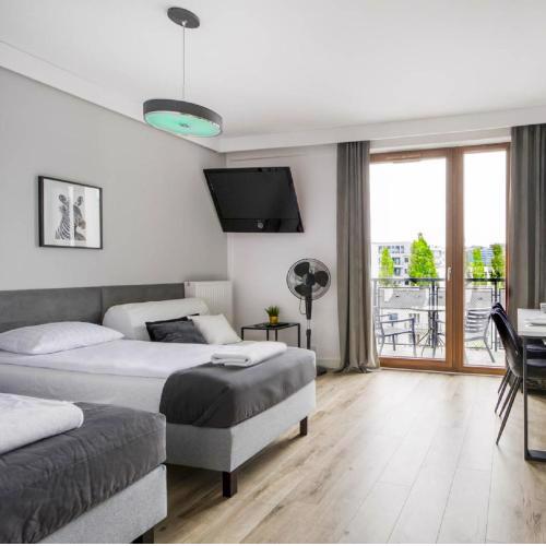 Labo Apartment Brylowska by EXPO XXI