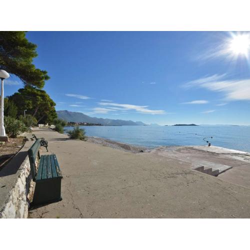 LaidBack Apartments - Comfort One Bedroom Apartment with Balcony and Sea View Green