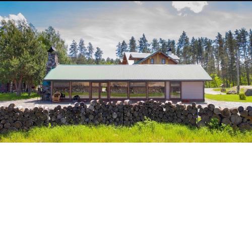 Дом для отдыха Lake House
