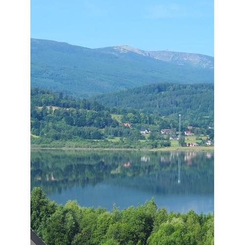 Lake Mountain 5618