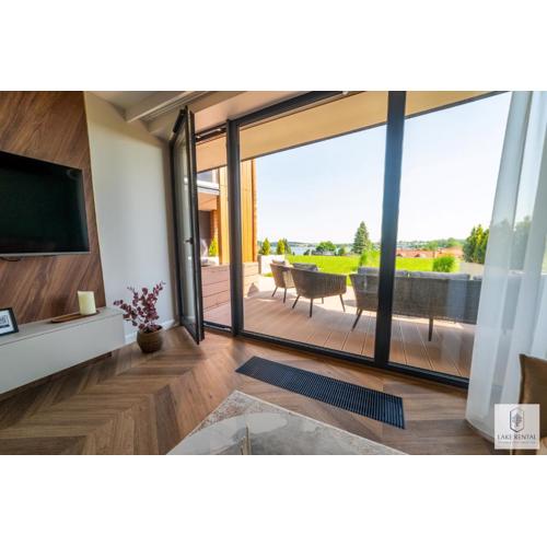 Lake Rental Pratum 22