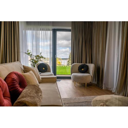 Lake Rental Pratum 27