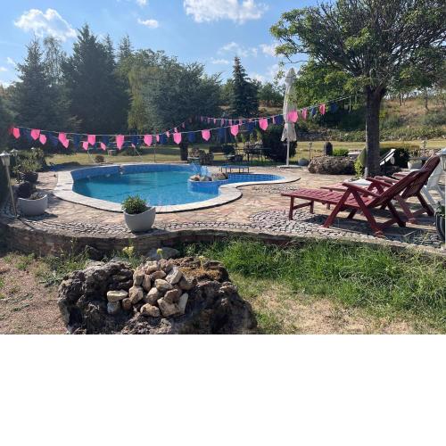 LakeSide Mobile Home & Caravan Parking