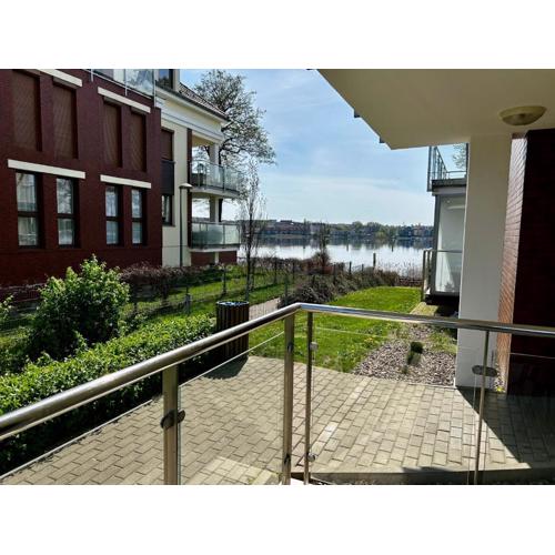 Lakeside Promenade View Studios