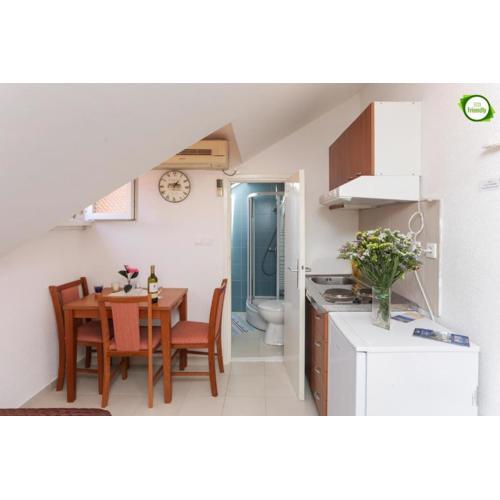 Lana Old Town Center Apartment