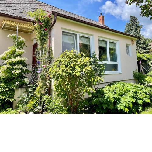 Landhaus mit Garten