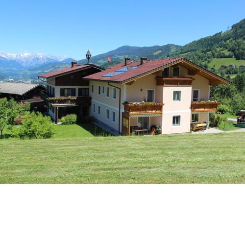Large flat close to the ski area