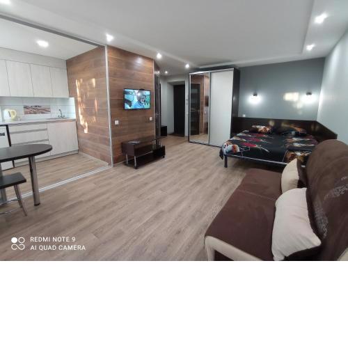 НЕ ВИМИКАЮТЬ СВІТЛО lark apartment