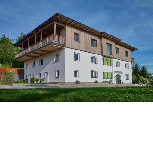 Laudach INN
