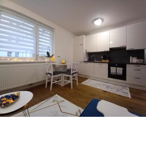 Lauro Apartment