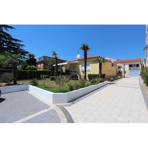 Lauschiges Studio-Apartment nur 5 Gehminuten zum Zentrum von Rovinj - mit Privatparkplatz