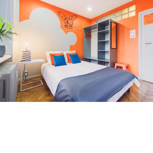 LazeMaze Hostel
