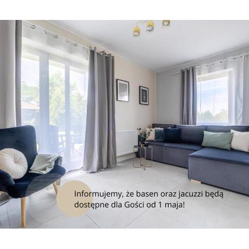 Lazurowy Dwór - Nadmorskie Apartamenty z Basenem oraz Restauracją w Sztutowie