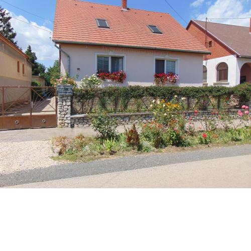 Leander Apartman
