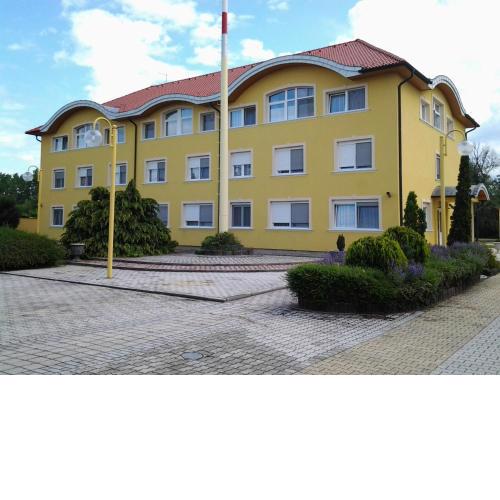 Leier Business Hotel