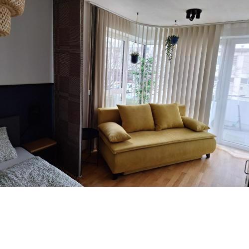 Lend City Apartment Family keyless entry
