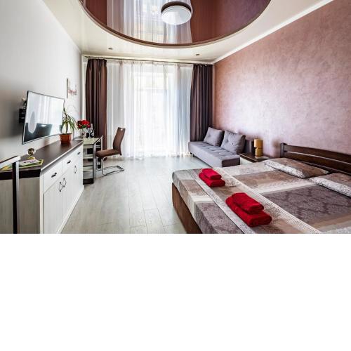 LeoApart near Rynok Square with 2 bedroom with balcony