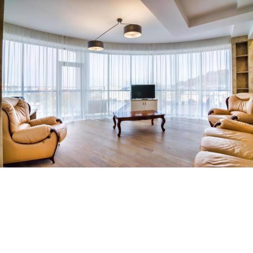 LEOGRAND Apartments z Panoramoyu Lvova