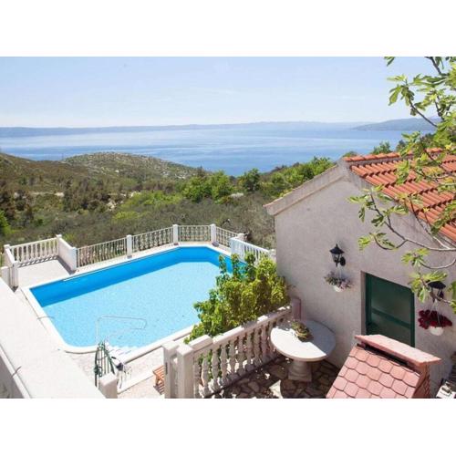 Leonard Comfortable holiday residence