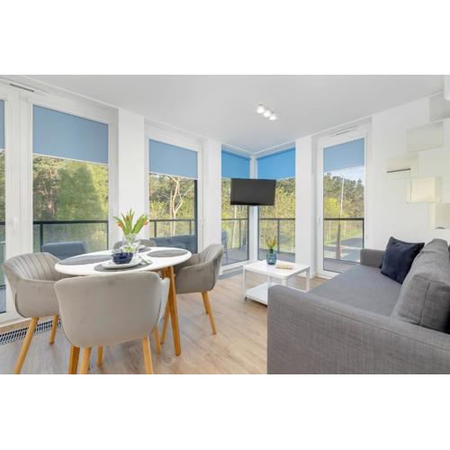 Lighthouse Apartment Close to the Marina by Noclegi Renters