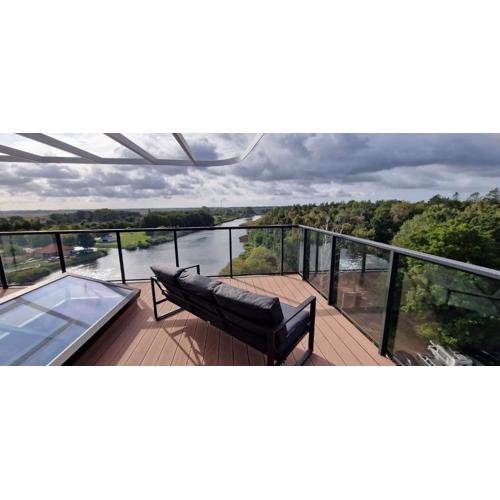 Lighthouse-Penthouse an Ostsee und Rega