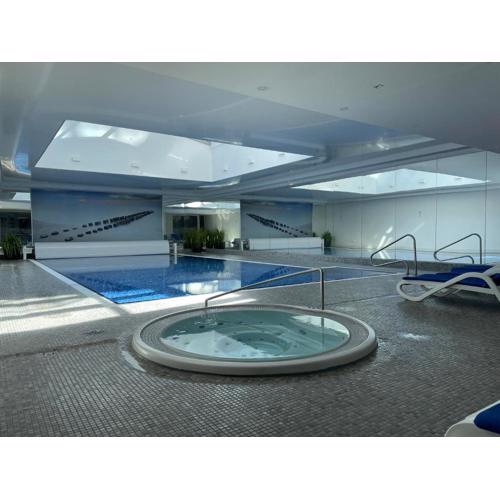 Lily Apart - Waterlane Pool & Gym Apartment