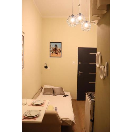 Little Zrin Rooms