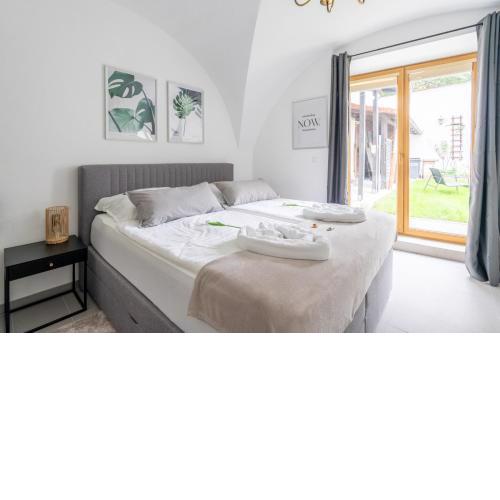 Live Work Relax in Wachau - 60m2 Perfect for Any Occasion with Garden