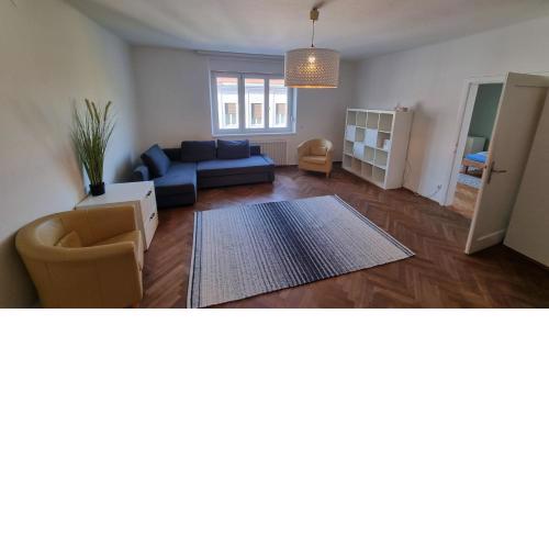 Living (82 m²) in the heart of Graz