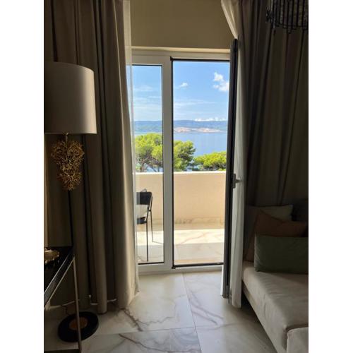 LIZA I Sea View