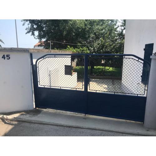 Liznjan - Blue Gate Manor