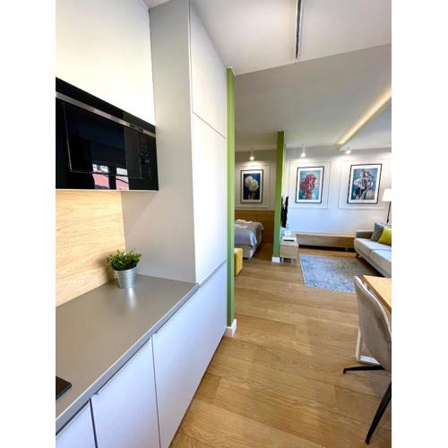LM Axis Apartment