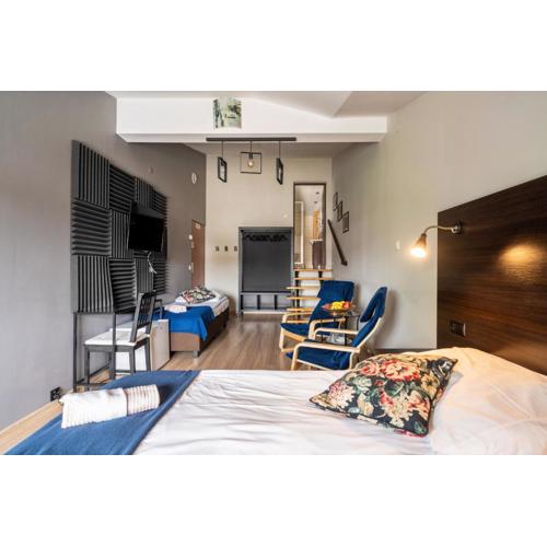Loft Rooms