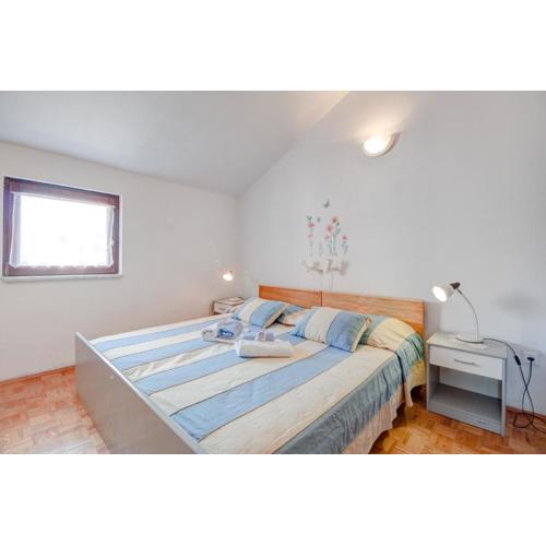 Loft studio apartment near center