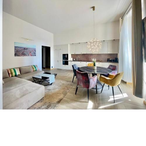 Logodi Apartment #castle #freeparking