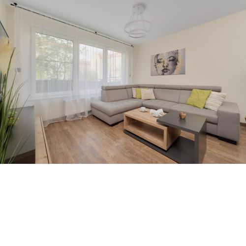 Lokum Vena Apartment with Terrace & Parking Wrocław by Noclegi Renters