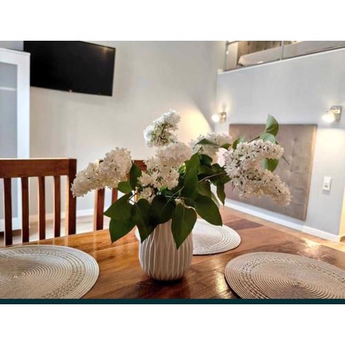Loretas Roses Apartment Krakow Old Town