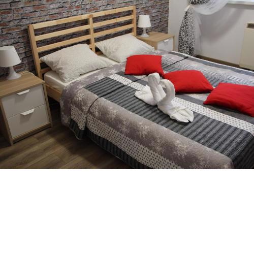Lorf Hostel&Apartments