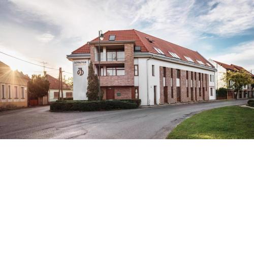 Lovagvár Apartments