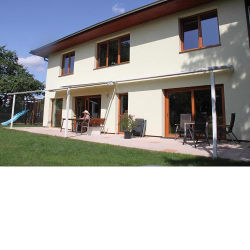 Lovely apartment, Garden, Parking, Wifi, Netflix