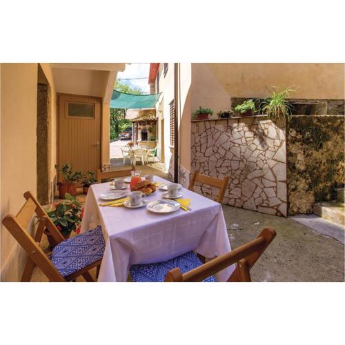 Lovely Apartment In Bregi With Wifi
