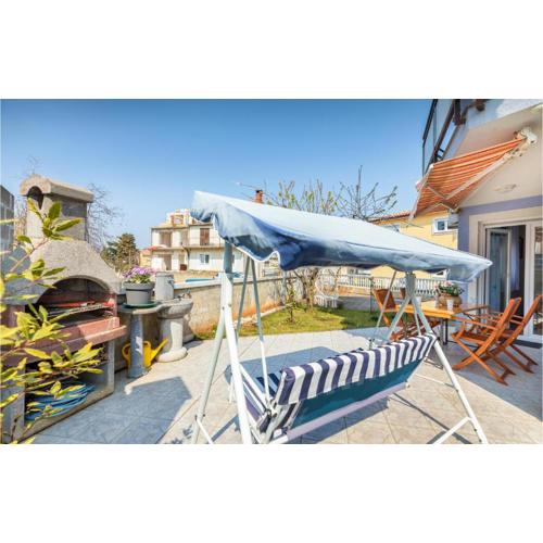 Lovely Apartment In Fazana With Kitchen