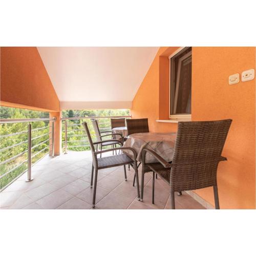 Lovely Apartment In Gornji Karin