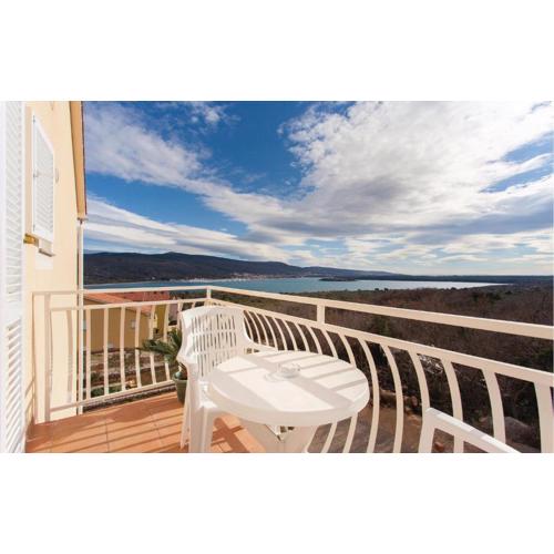 Lovely Apartment In Kornic With Wifi
