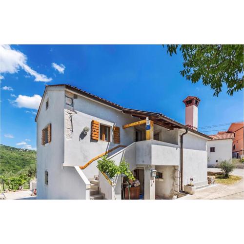 Lovely Apartment In Krsan With Wifi