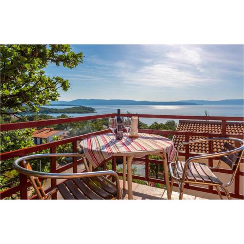 Lovely Apartment In Njivice