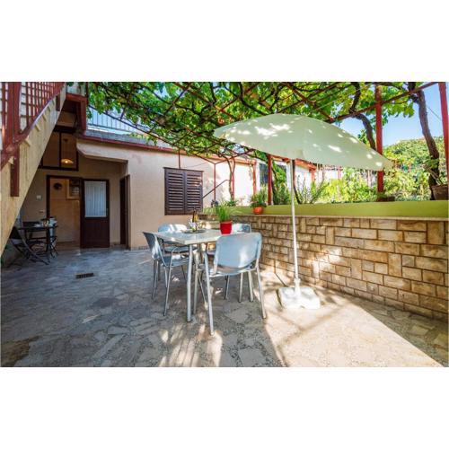 Lovely Apartment In Pula With Wi-Fi