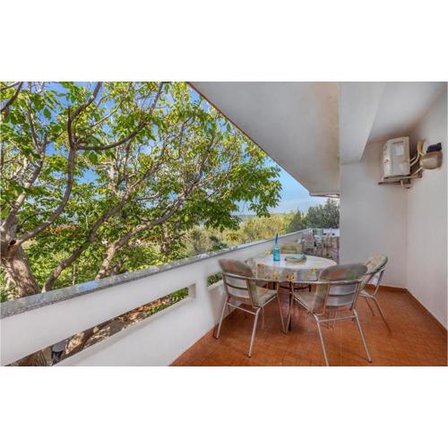 Lovely Apartment In Punat With Wifi