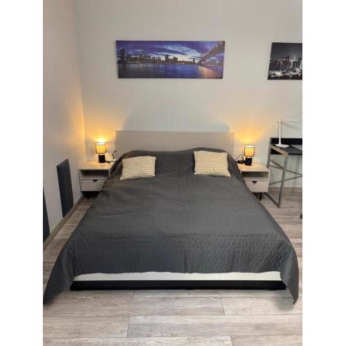 Lovely condo in the heart of Warsaw Piękne mieszkanie w samym sercu Warszawy