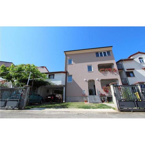Lovely Family House Robi